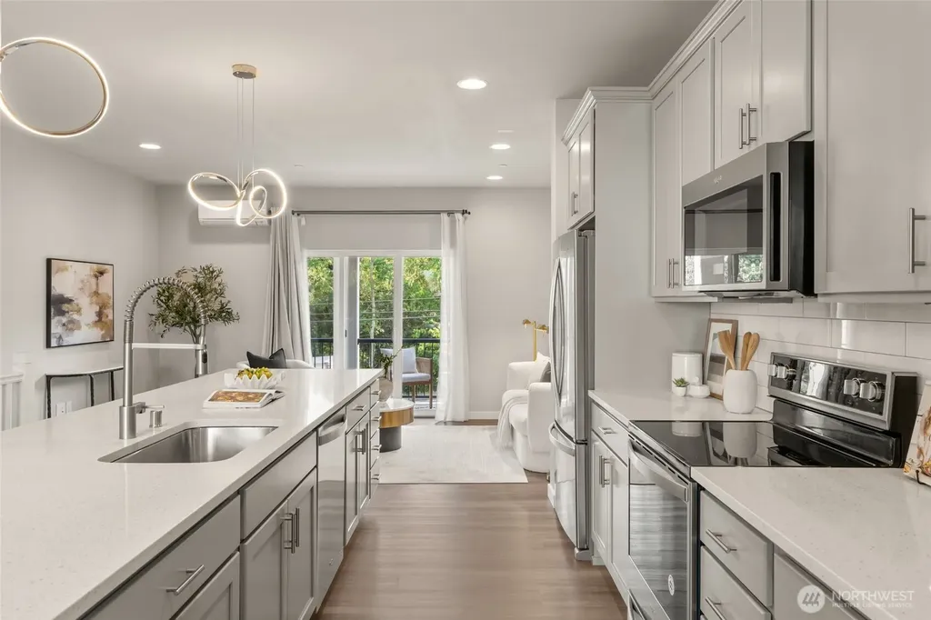 14715 Admiralty Way Lynnwood WA 98087