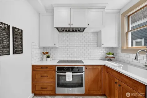 1318 76th Street Seattle WA 98103