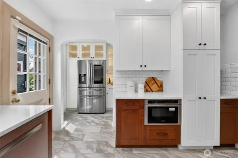 1318 76th Street Seattle WA 98103