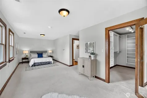 1318 76th Street Seattle WA 98103