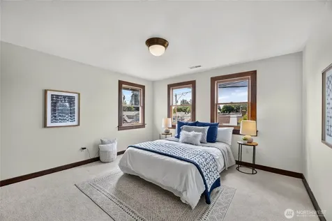 1318 76th Street Seattle WA 98103