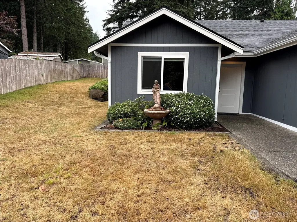 90 NE Harpoon Court Belfair WA 98528