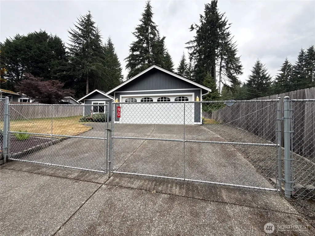 90 NE Harpoon Court Belfair WA 98528