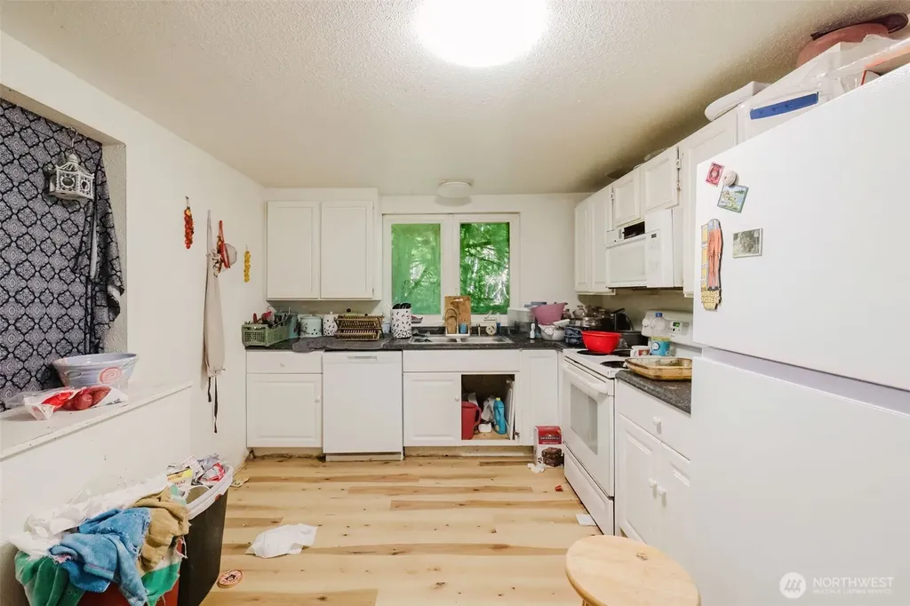 766 SE Cook Plant Farm Road Shelton WA 98584