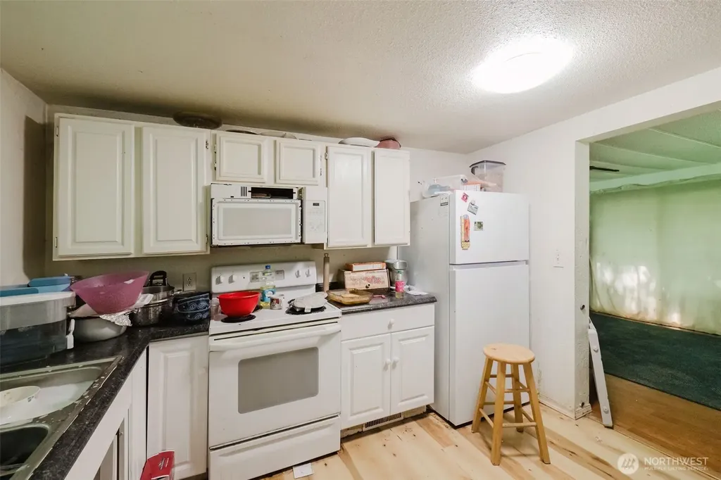 766 SE Cook Plant Farm Road Shelton WA 98584