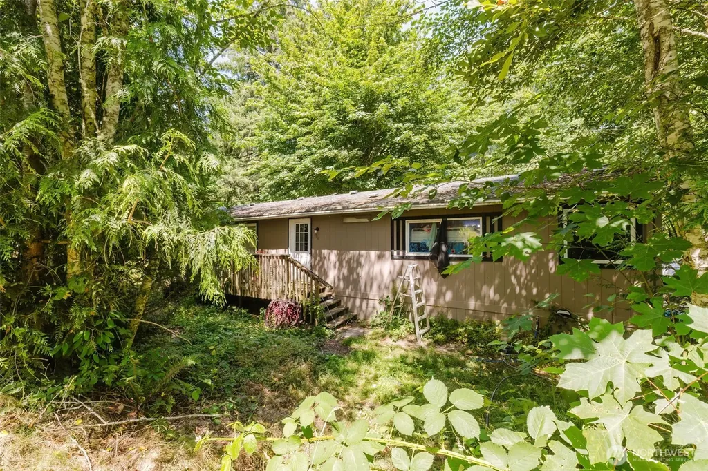 766 SE Cook Plant Farm Road Shelton WA 98584