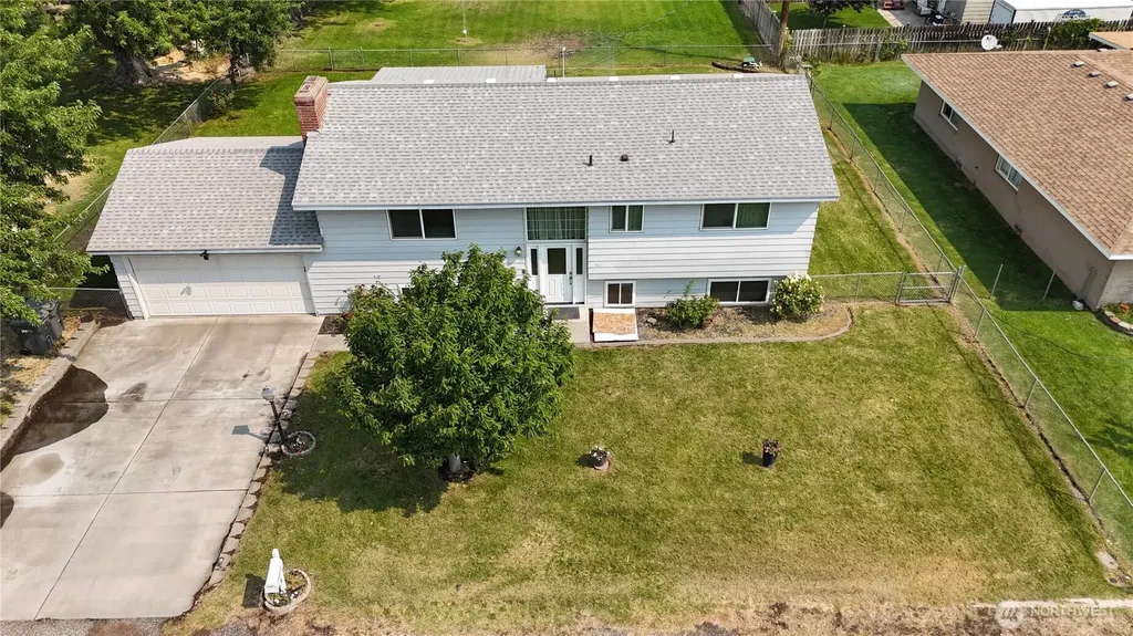 4012 W Deschutes Avenue Kennewick WA 99336