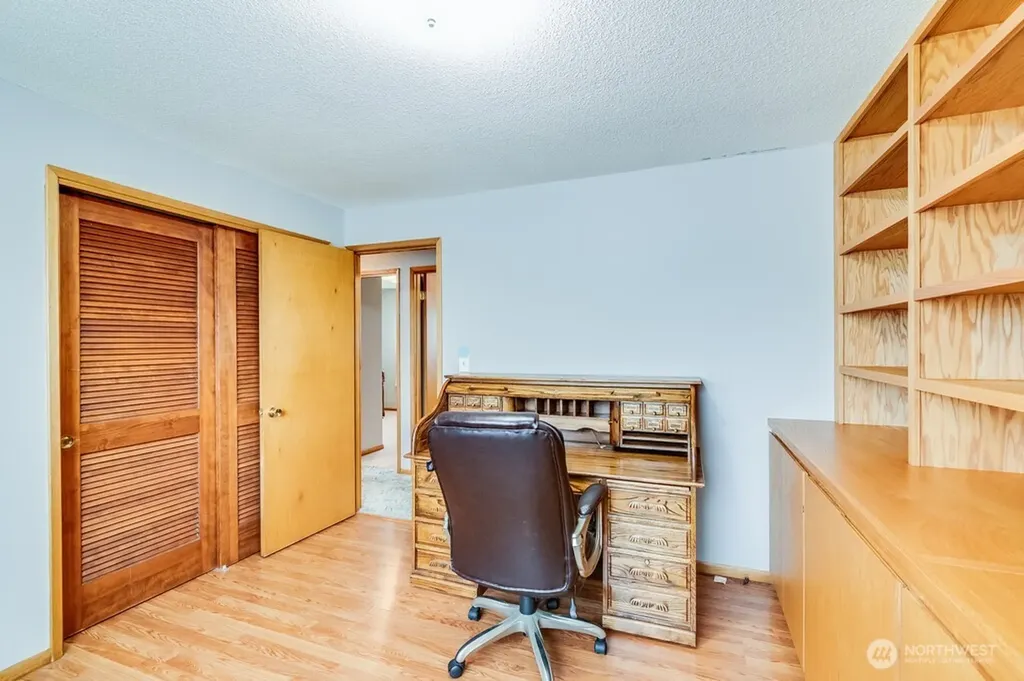 4012 W Deschutes Avenue Kennewick WA 99336
