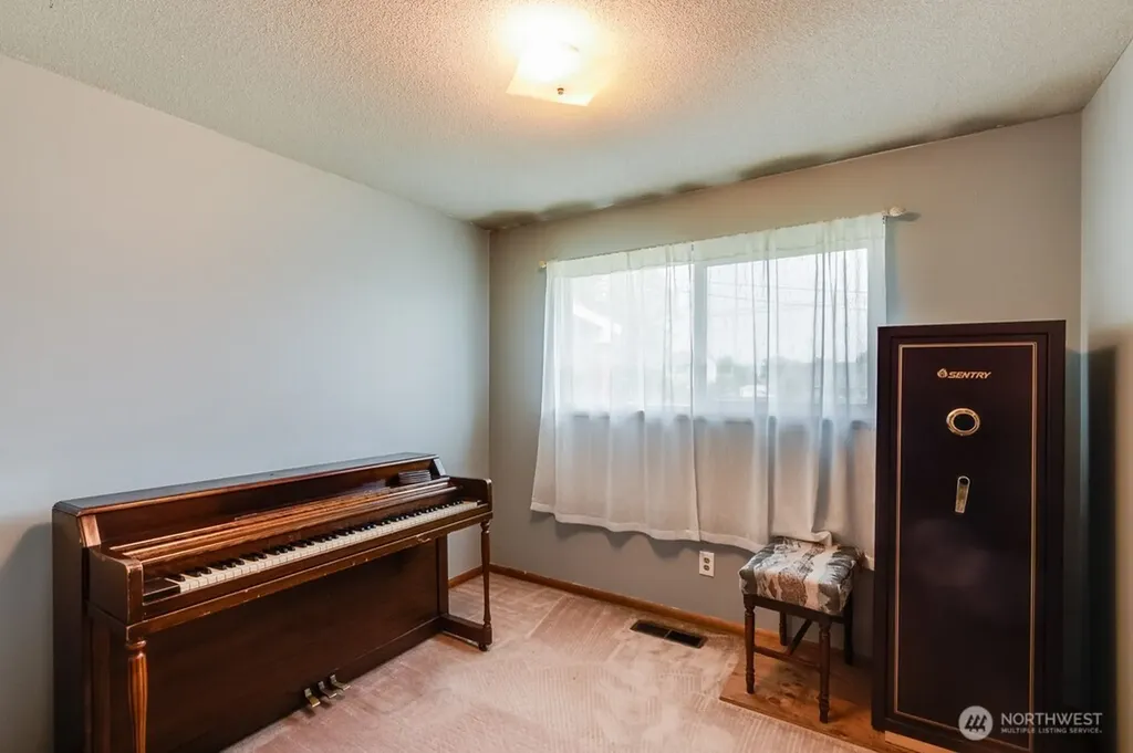 4012 W Deschutes Avenue Kennewick WA 99336