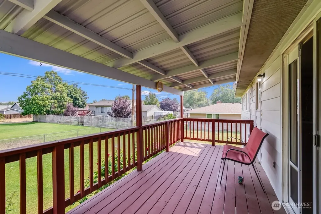 4012 W Deschutes Avenue Kennewick WA 99336