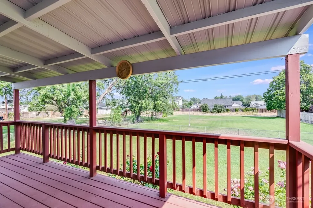 4012 W Deschutes Avenue Kennewick WA 99336
