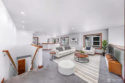 8854 Depot Road Lynden WA 98264