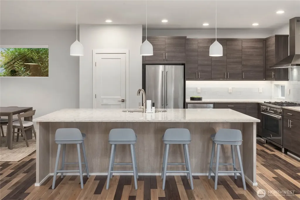 2627 SW 100th Street Seattle WA 98146