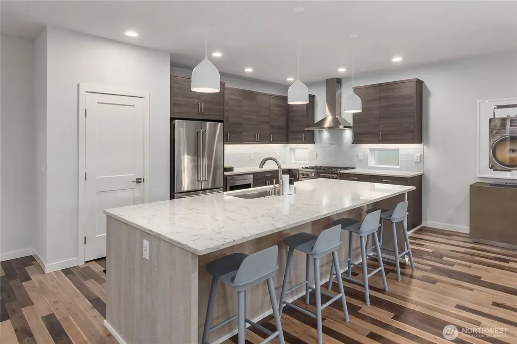 2627 SW 100th Street Seattle WA 98146