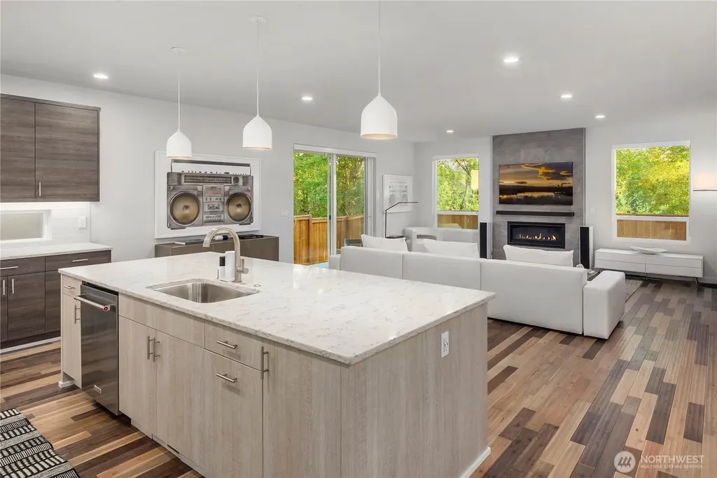 2627 SW 100th Street Seattle WA 98146