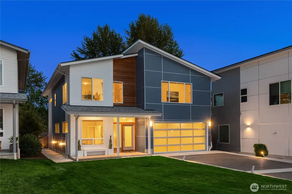 2627 SW 100th Street Seattle WA 98146