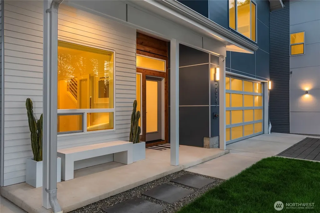 2627 SW 100th Street Seattle WA 98146