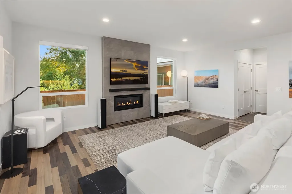 2627 SW 100th Street Seattle WA 98146