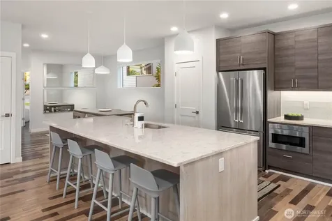 2627 SW 100th Street Seattle WA 98146