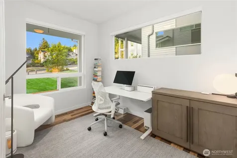 2627 SW 100th Street Seattle WA 98146