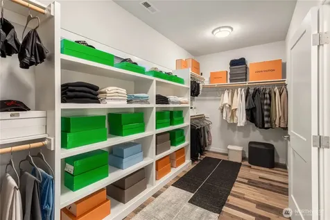 2627 SW 100th Street Seattle WA 98146