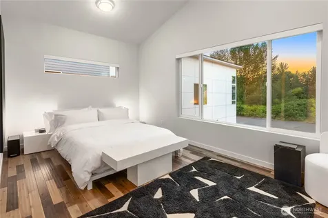 2627 SW 100th Street Seattle WA 98146