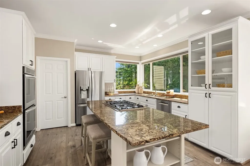26233 SE 162nd Place Issaquah WA 98027