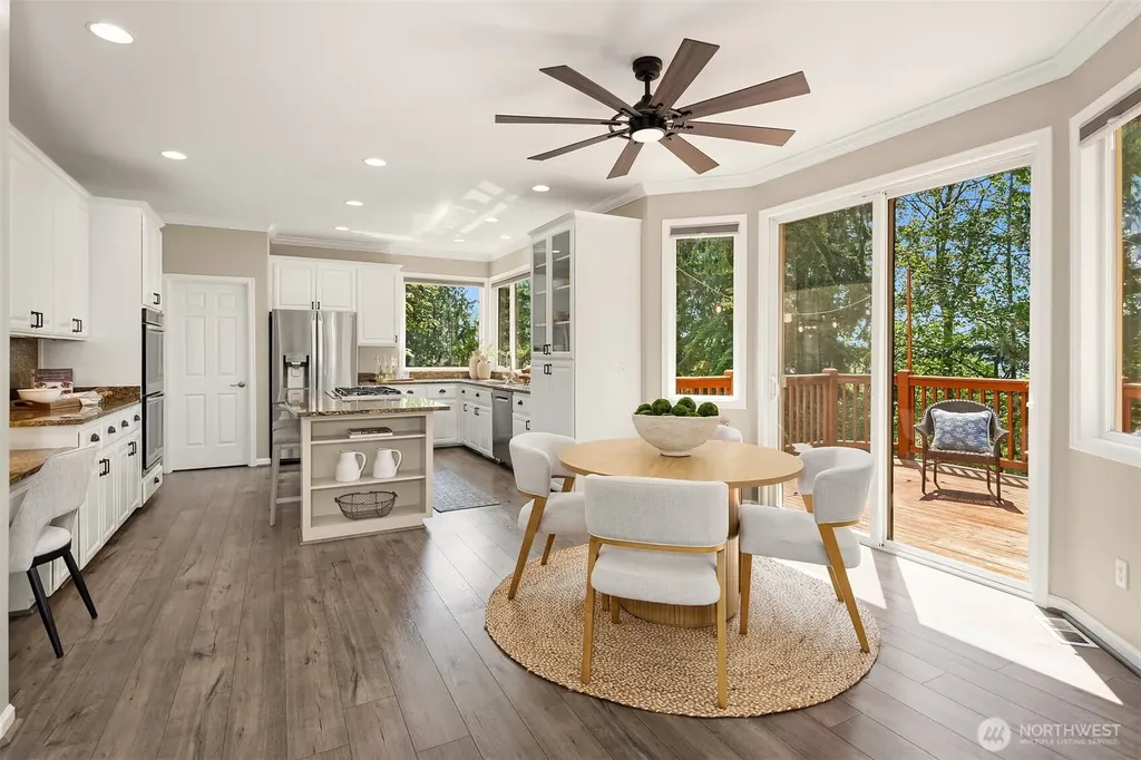 26233 SE 162nd Place Issaquah WA 98027