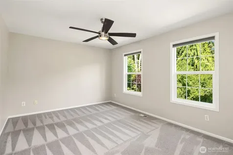 26233 SE 162nd Place Issaquah WA 98027