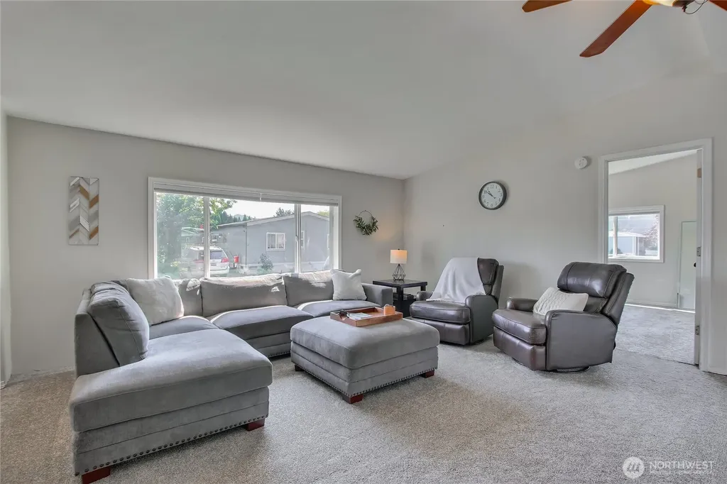 232 Grand Fir Drive Enumclaw WA 98022