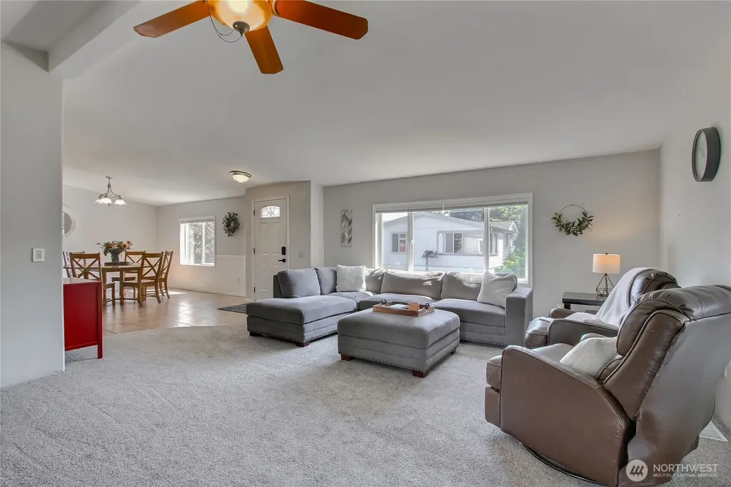 232 Grand Fir Drive Enumclaw WA 98022