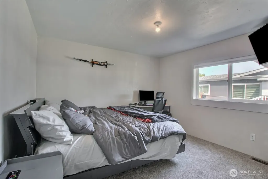 232 Grand Fir Drive Enumclaw WA 98022