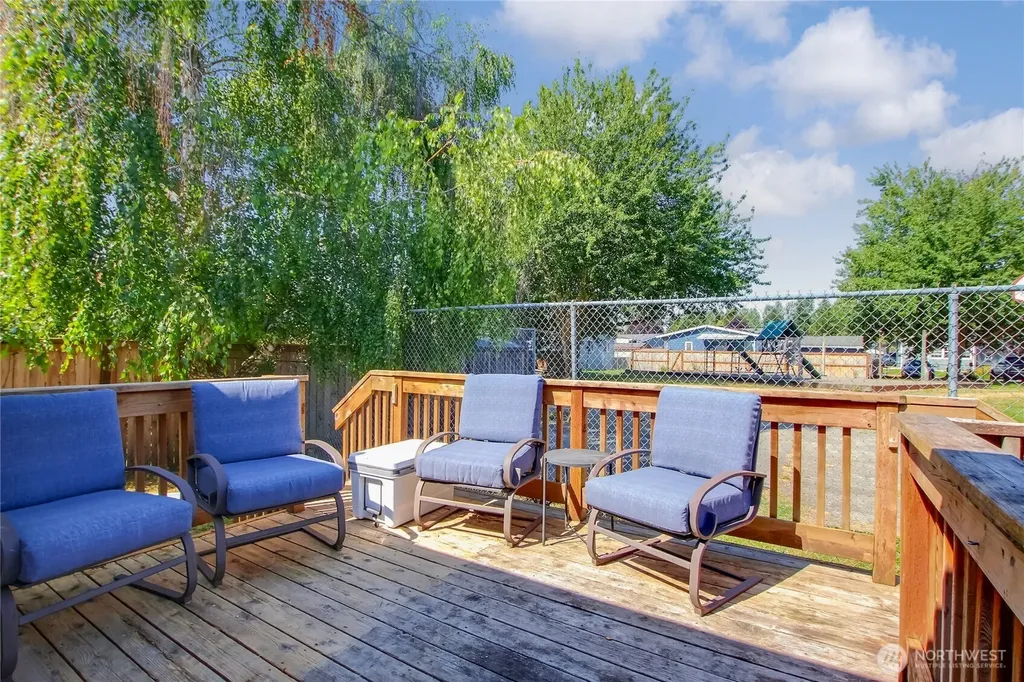 232 Grand Fir Drive Enumclaw WA 98022