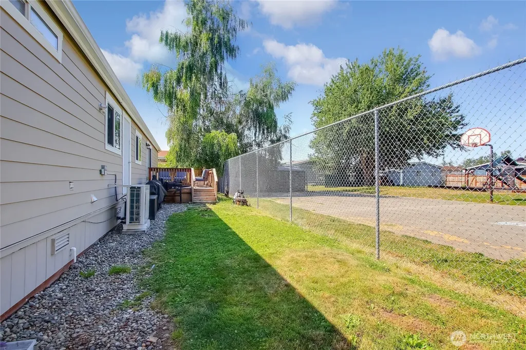 232 Grand Fir Drive Enumclaw WA 98022