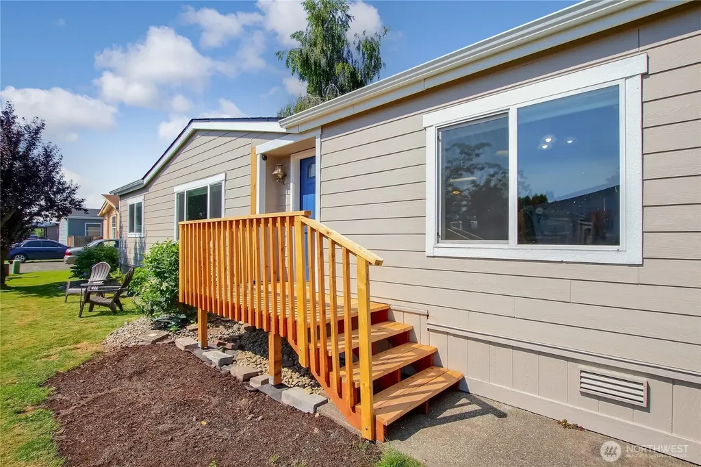 232 Grand Fir Drive Enumclaw WA 98022
