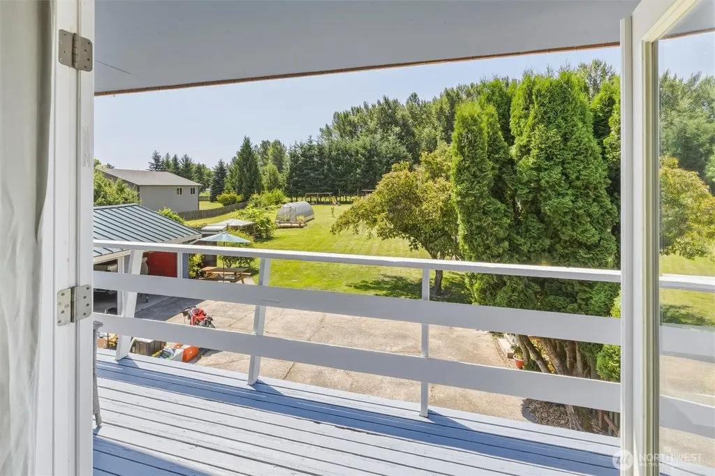 307 Lincoln Street Everson WA 98247