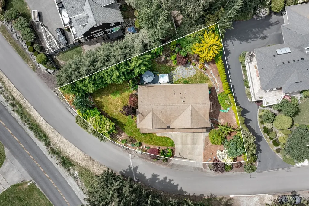 16411 Country Club Drive Burlington WA 98233