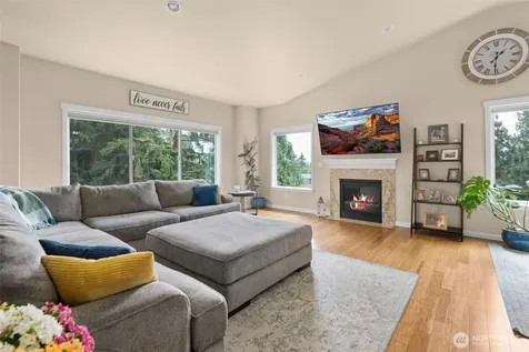 16411 Country Club Drive Burlington WA 98233