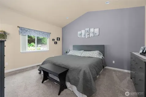 16411 Country Club Drive Burlington WA 98233