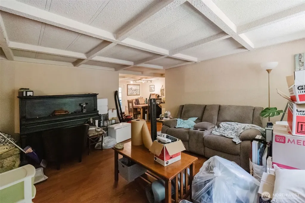 762 SE Cook Plant Farm Road Shelton WA 98584