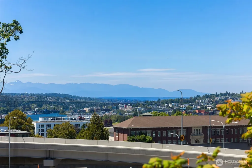 904 E Miller Street Seattle WA 98102