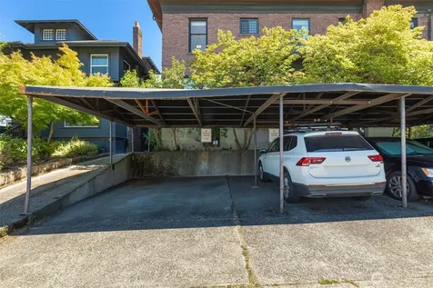 904 E Miller Street Seattle WA 98102