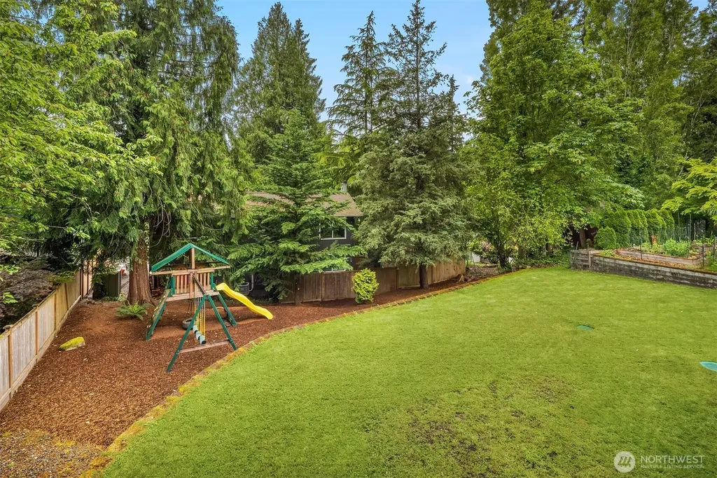 211 210th Avenue NE Sammamish WA 98074