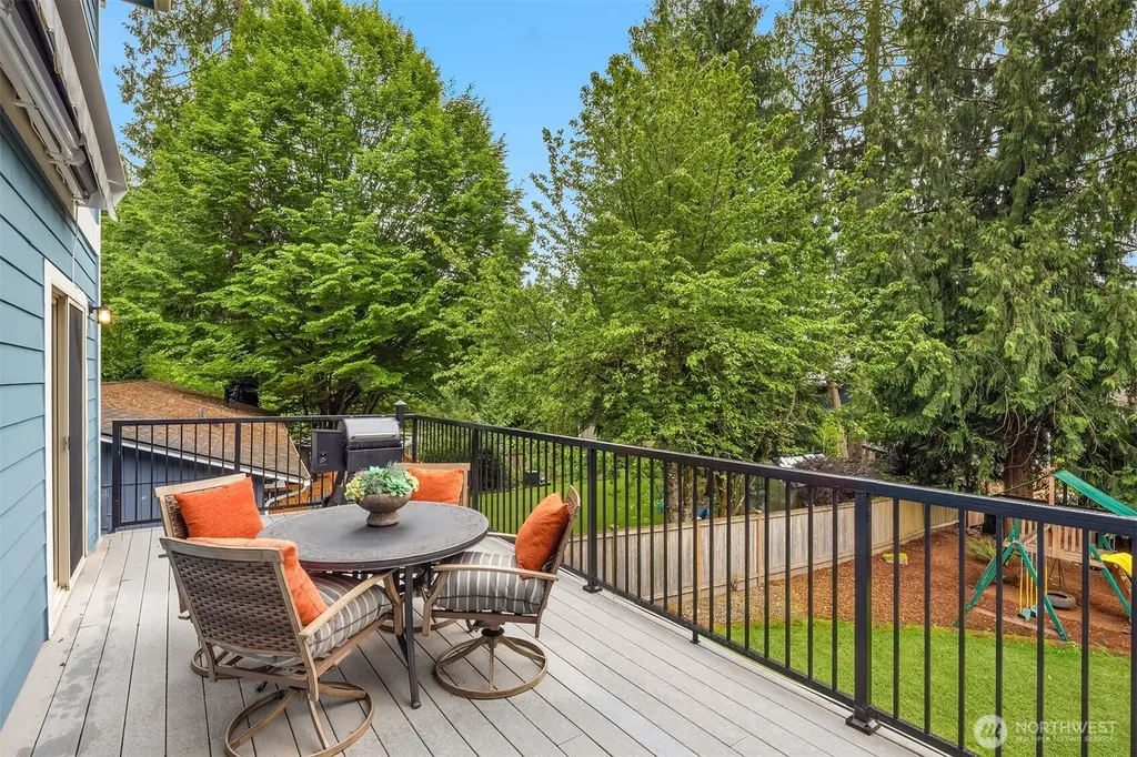 211 210th Avenue NE Sammamish WA 98074