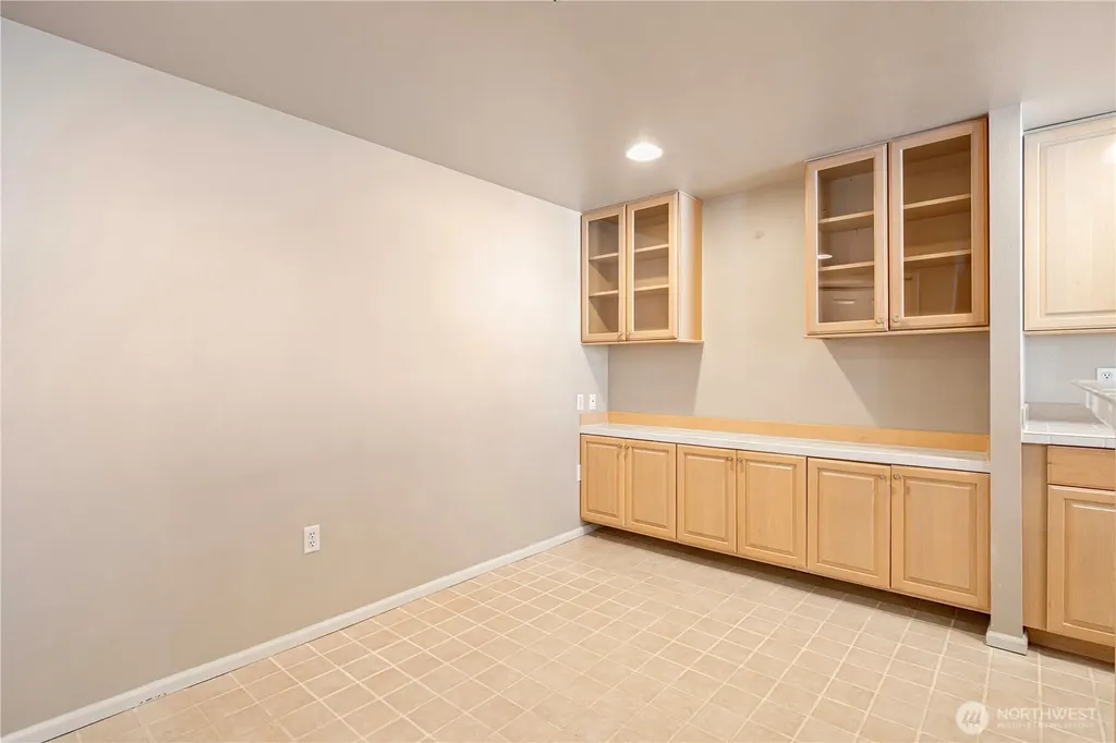 177 107th Avenue NE Bellevue WA 98004