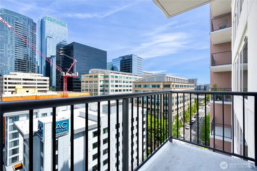 177 107th Avenue NE Bellevue WA 98004