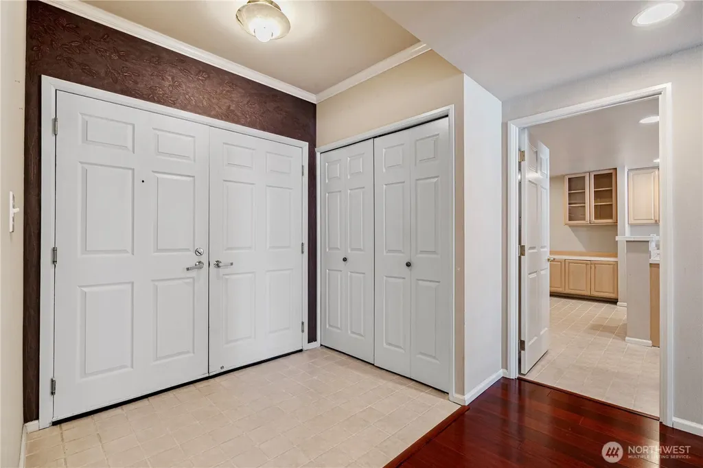 177 107th Avenue NE Bellevue WA 98004