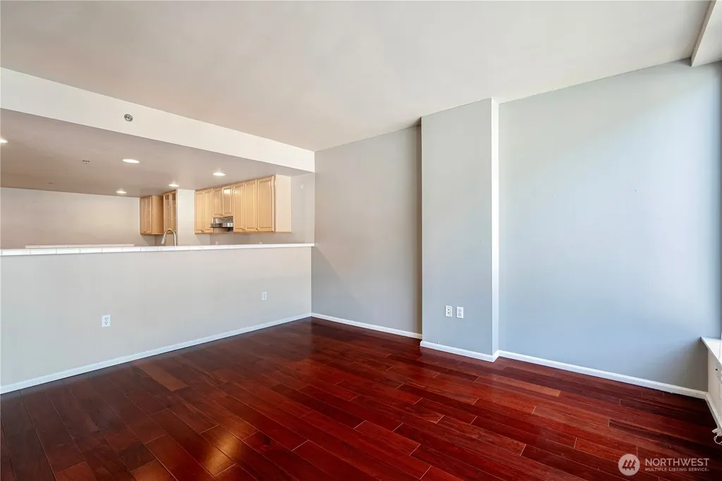 177 107th Avenue NE Bellevue WA 98004