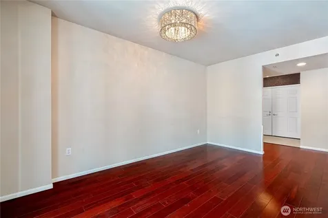 177 107th Avenue NE Bellevue WA 98004