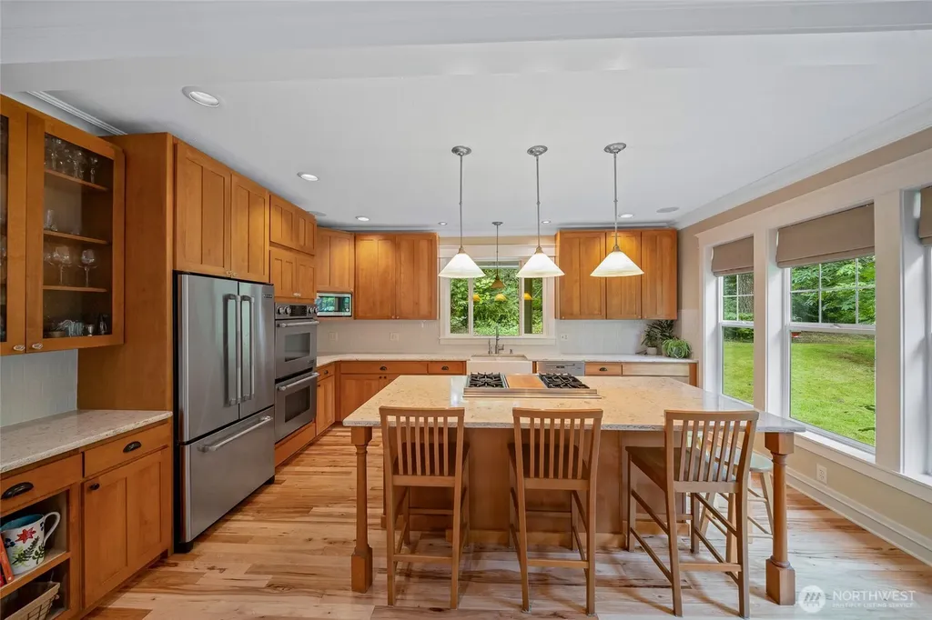 6127 Lemon Road NE Olympia WA 98506